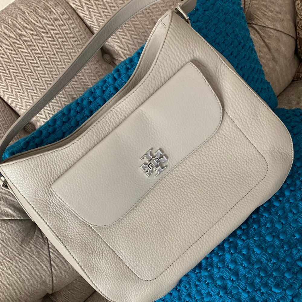 Tory Burch Mercer Hobo Handbag!!